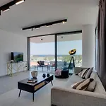 Διαμέρισμα Sea View Deluxe Gaia 302 *