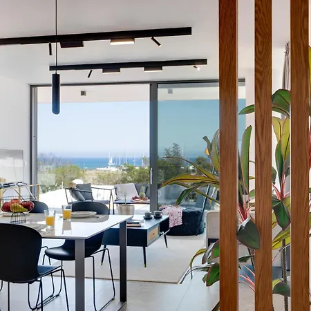 아파트 Sea View Deluxe Gaia 302 *