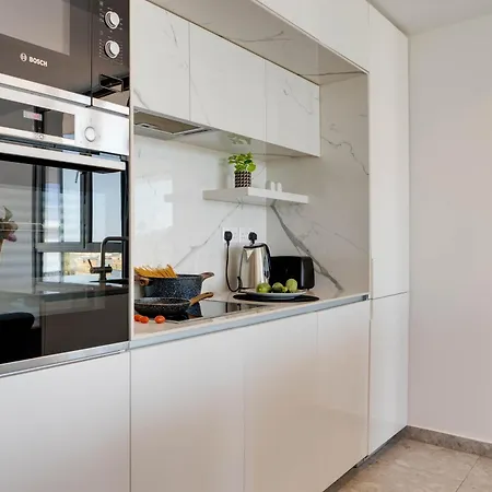 Sea View Deluxe Gaia 302 Apartament