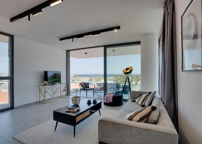 Apartamento Sea View Deluxe Gaia 302 *