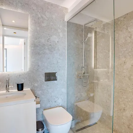 Sea View Deluxe Gaia 302 Apartamento Larnaca