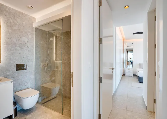 Sea View Deluxe Gaia 302 Apartment Larnaka