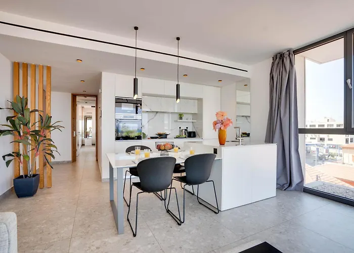 Appartement Sea View Deluxe Gaia 302 Larnaca